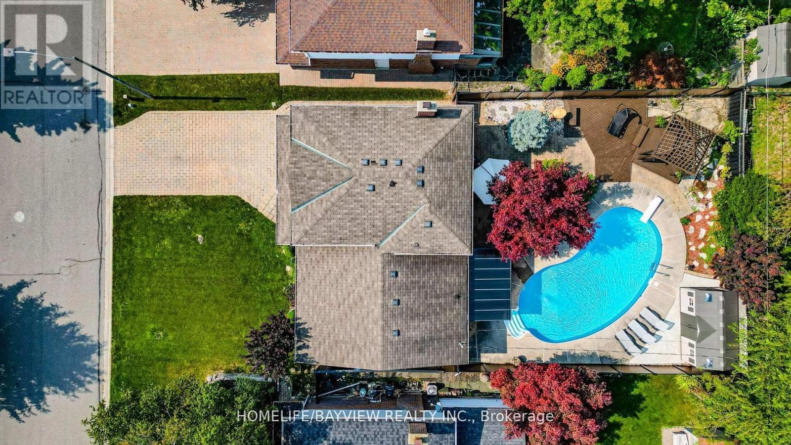 32 SILVER ASPEN DRIVE photo 3