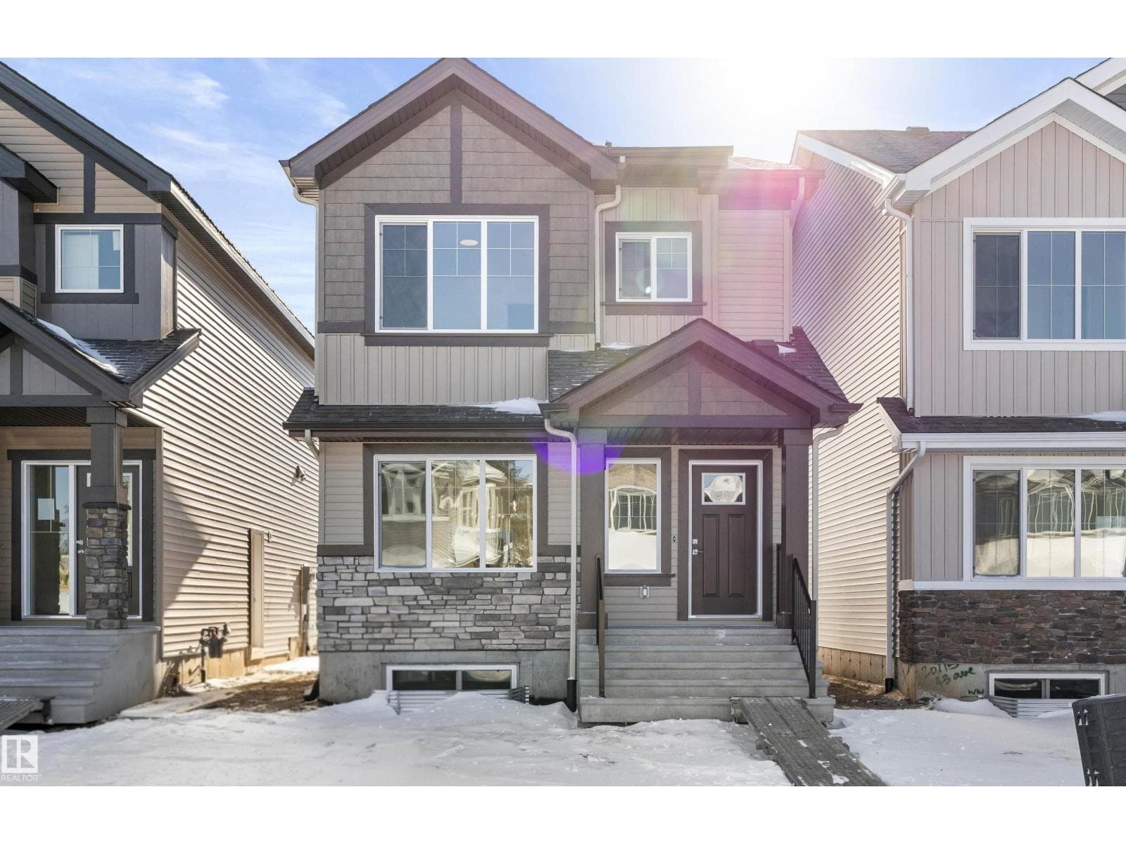20711 43 AV NW