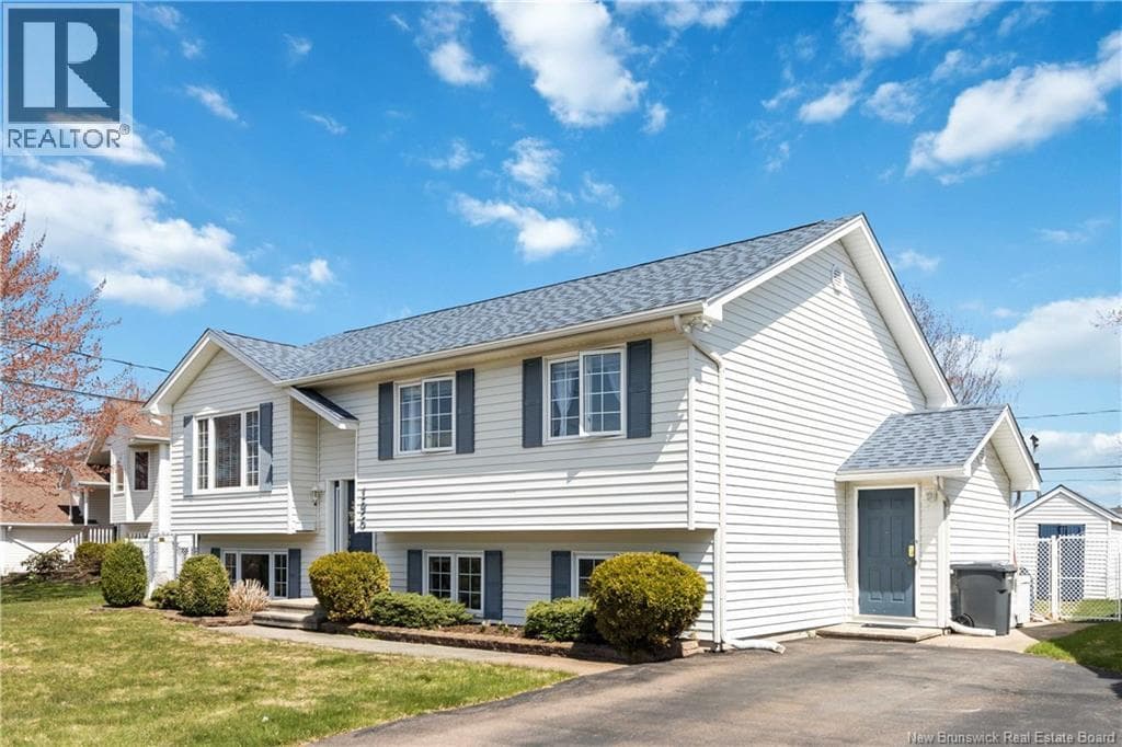 196 Sunshine Drive photo 4