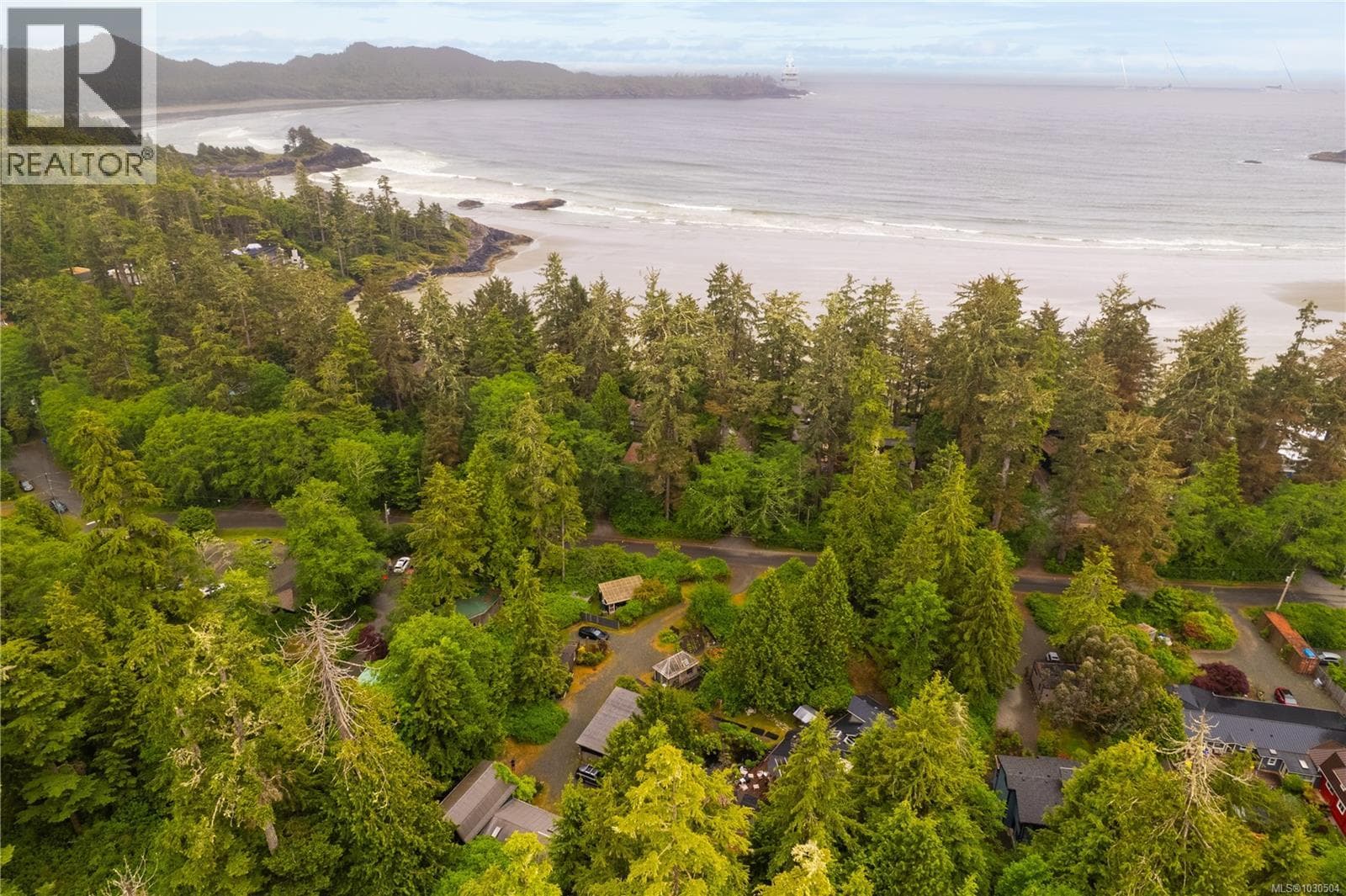 1364 Chesterman Beach Rd photo 2