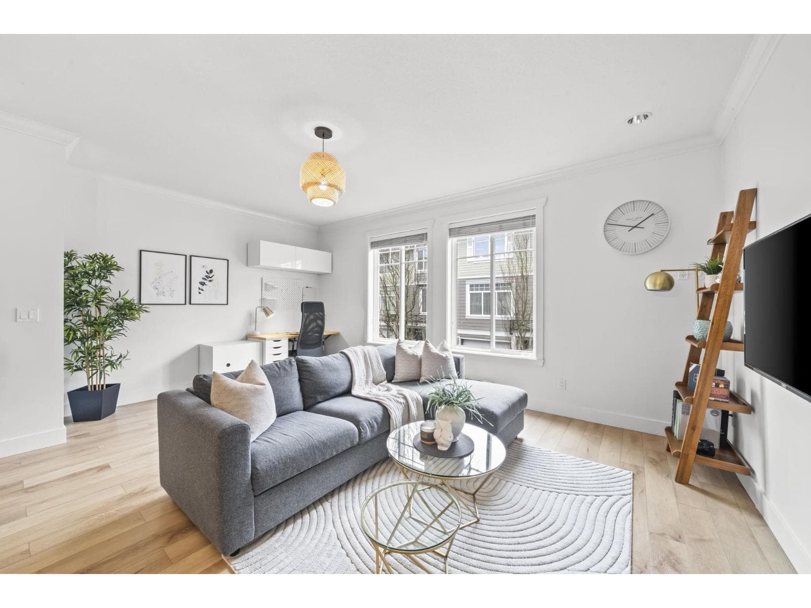 3 bed 3 bath single family at 12 15399 GUILDFORD DRIVE — $859,000