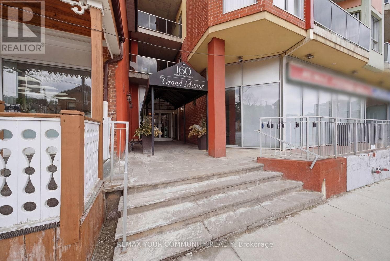 505 - 160 WOODBRIDGE AVENUE photo 3