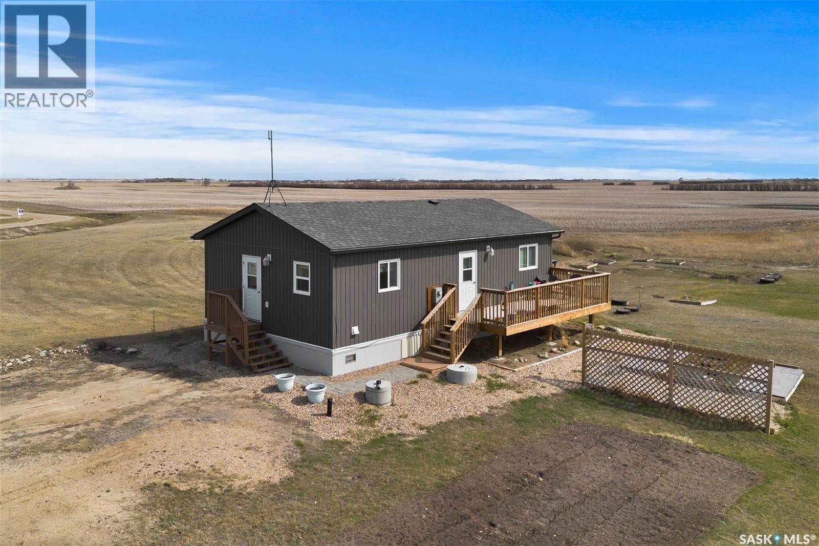 213 Barber ROAD — photo 3