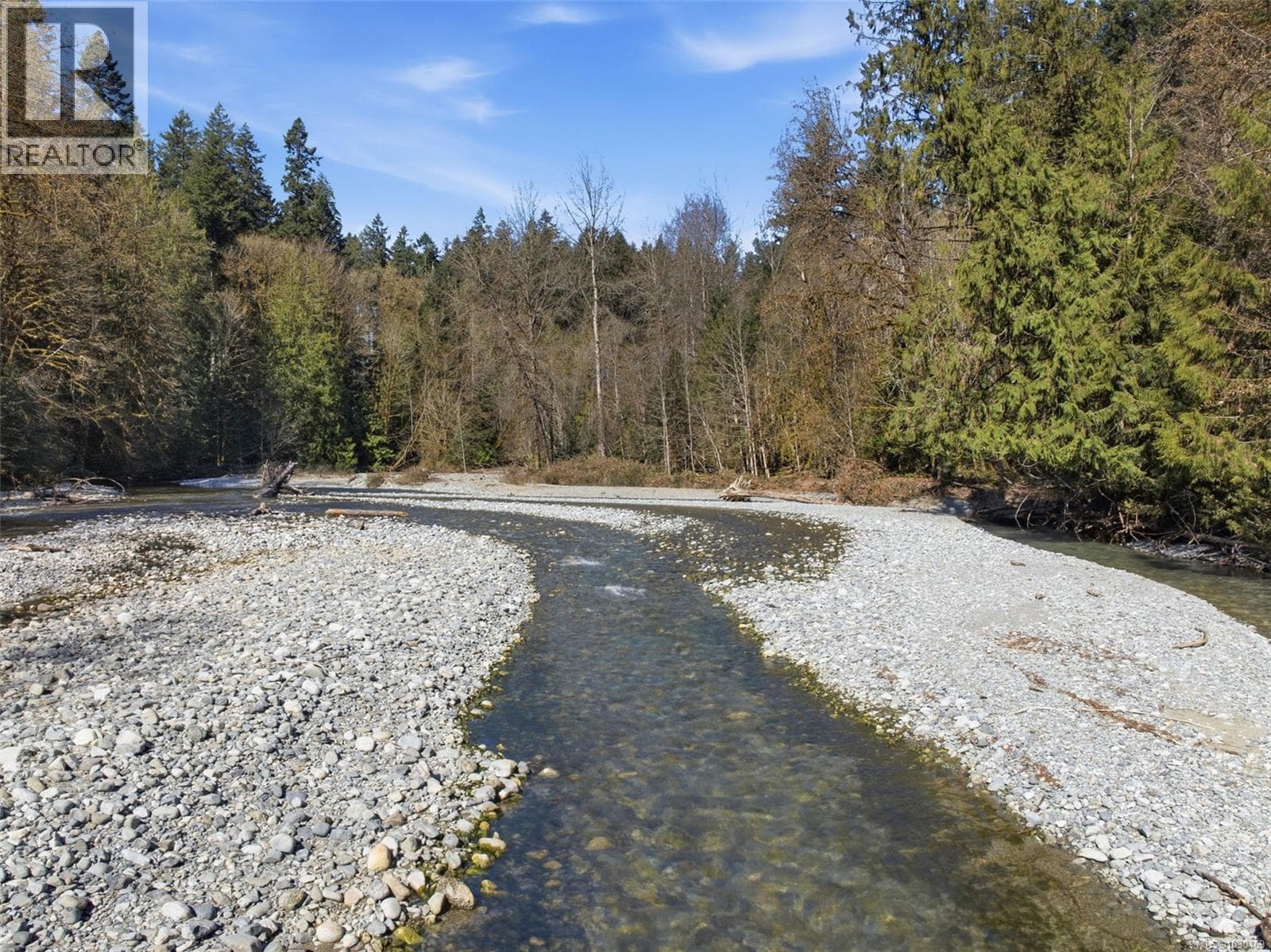 22 9041 Meades Creek Rd photo 4