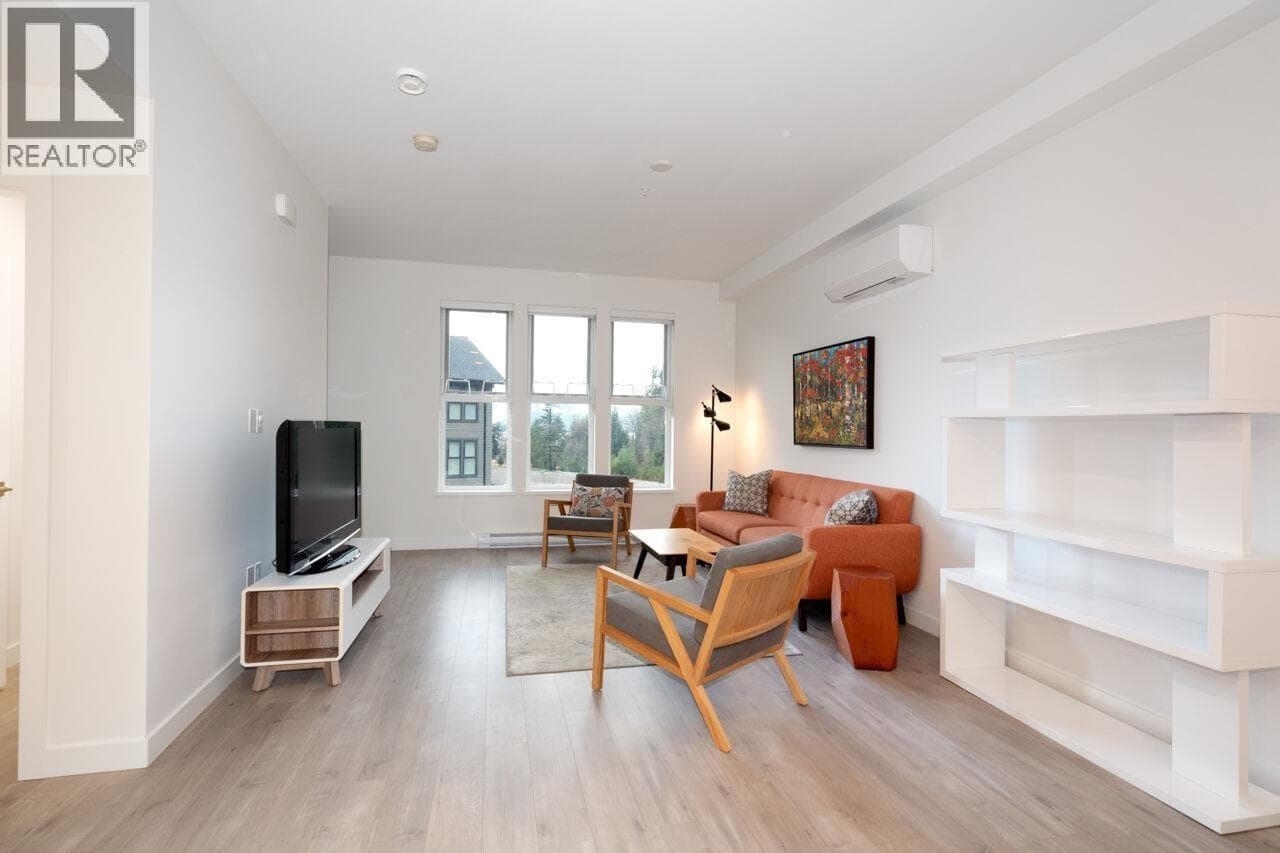 65 351 COPPER DRIVE photo 4