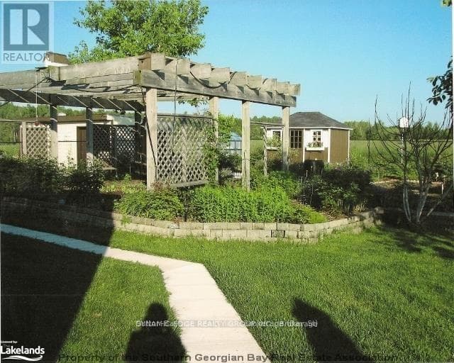 159 BALM BEACH ROAD E photo 4