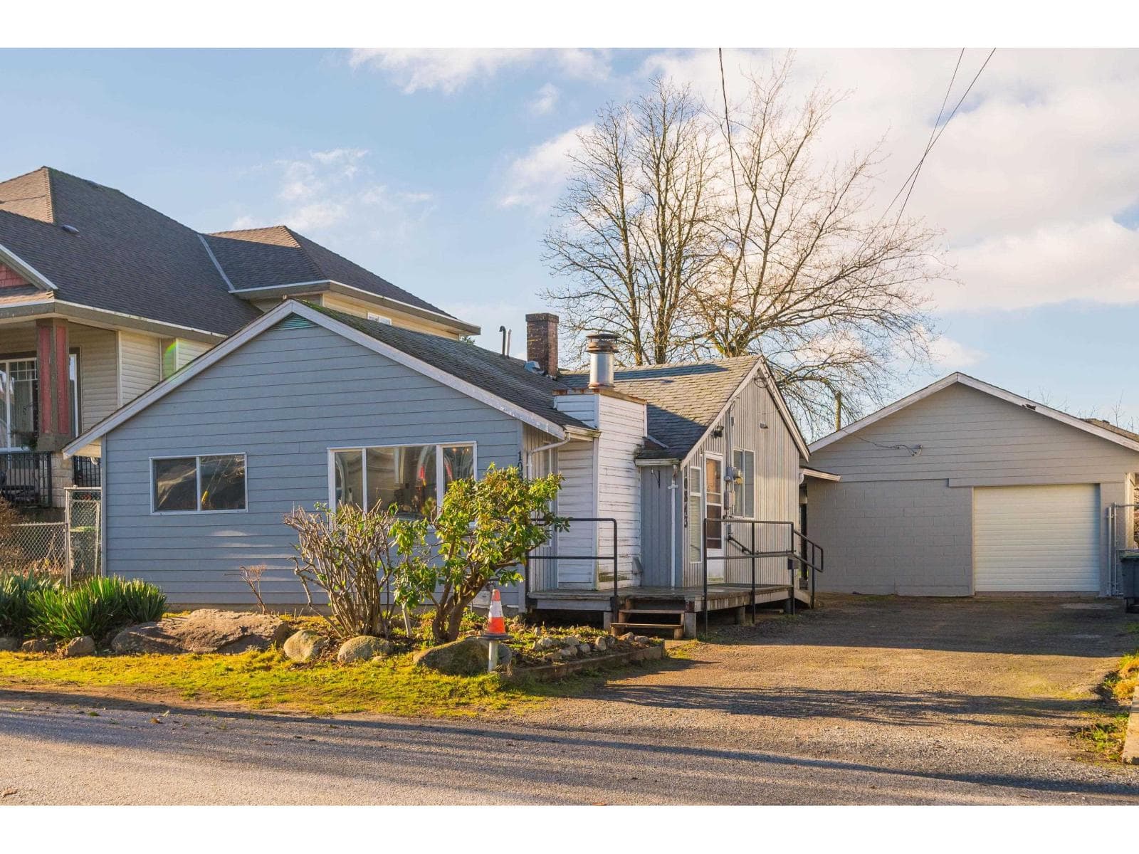 3 bed 2 bath single family at 10843 130 STREET — $1,090,000