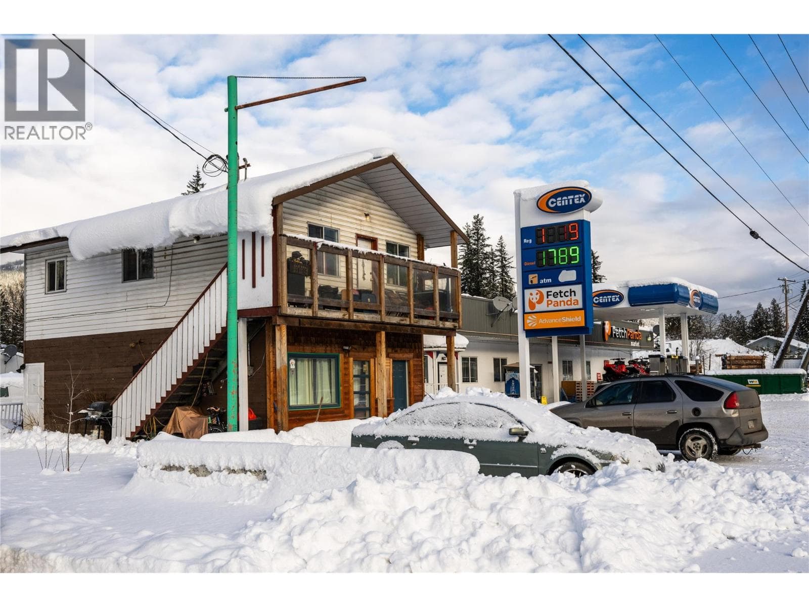 3643 Malakwa Road photo 2