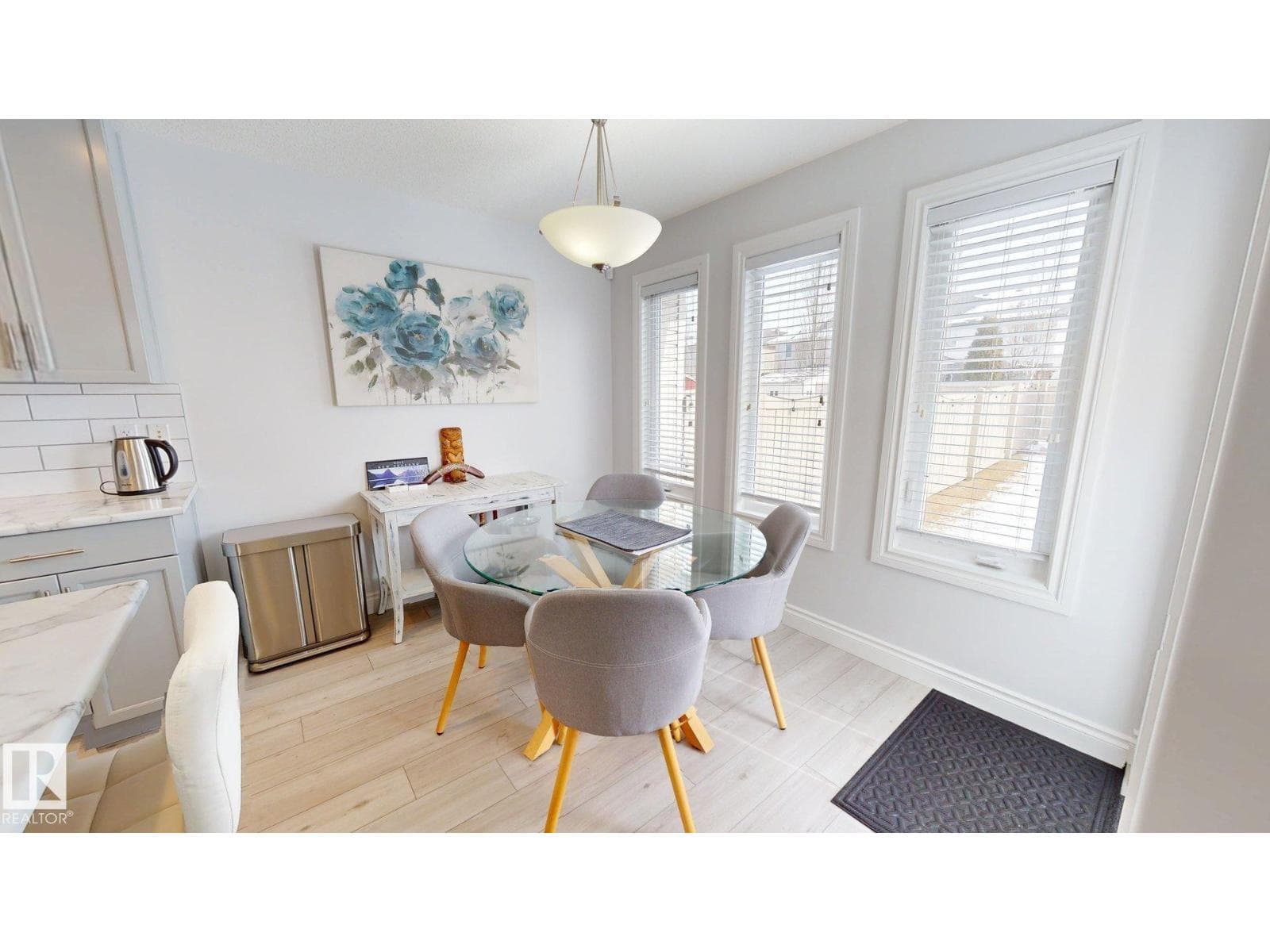 2057 69A ST SW photo 3