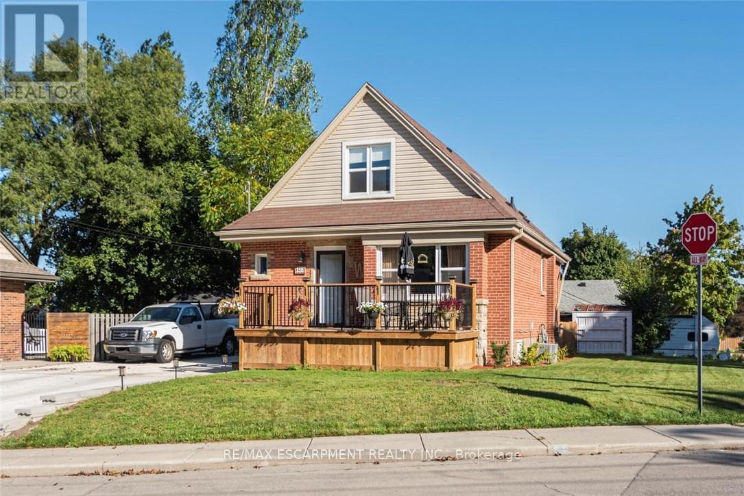 4 bed 4 bath single family at 199 KIMBERLY DRIVE — $724,900