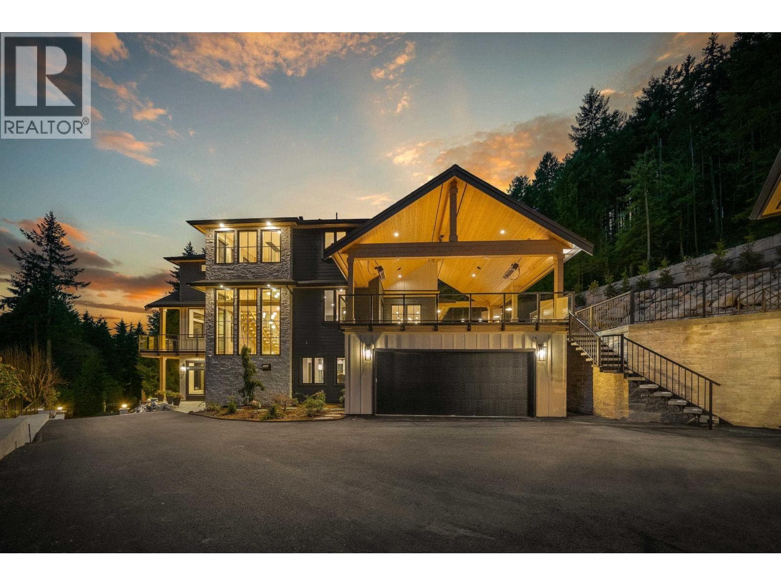6 bed 9 bath single family at 135 OAK COURT — $5,758,000