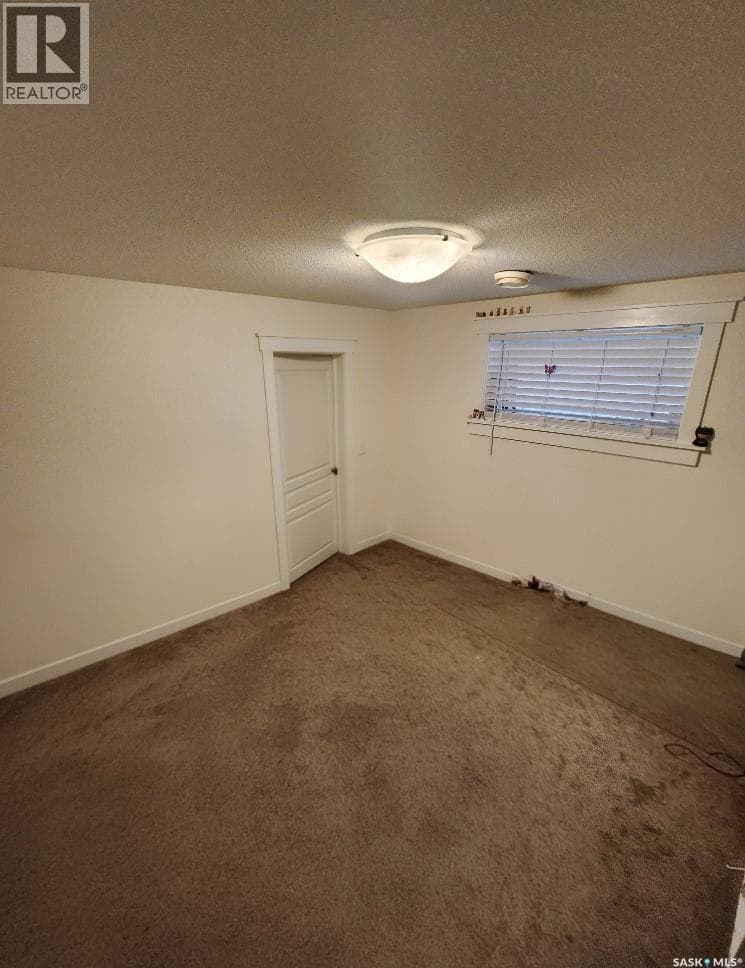 2067 Broder STREET photo 2