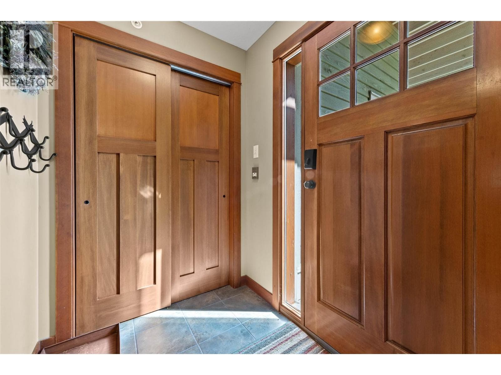 5015 VALLEY Drive Unit# 35 photo 5