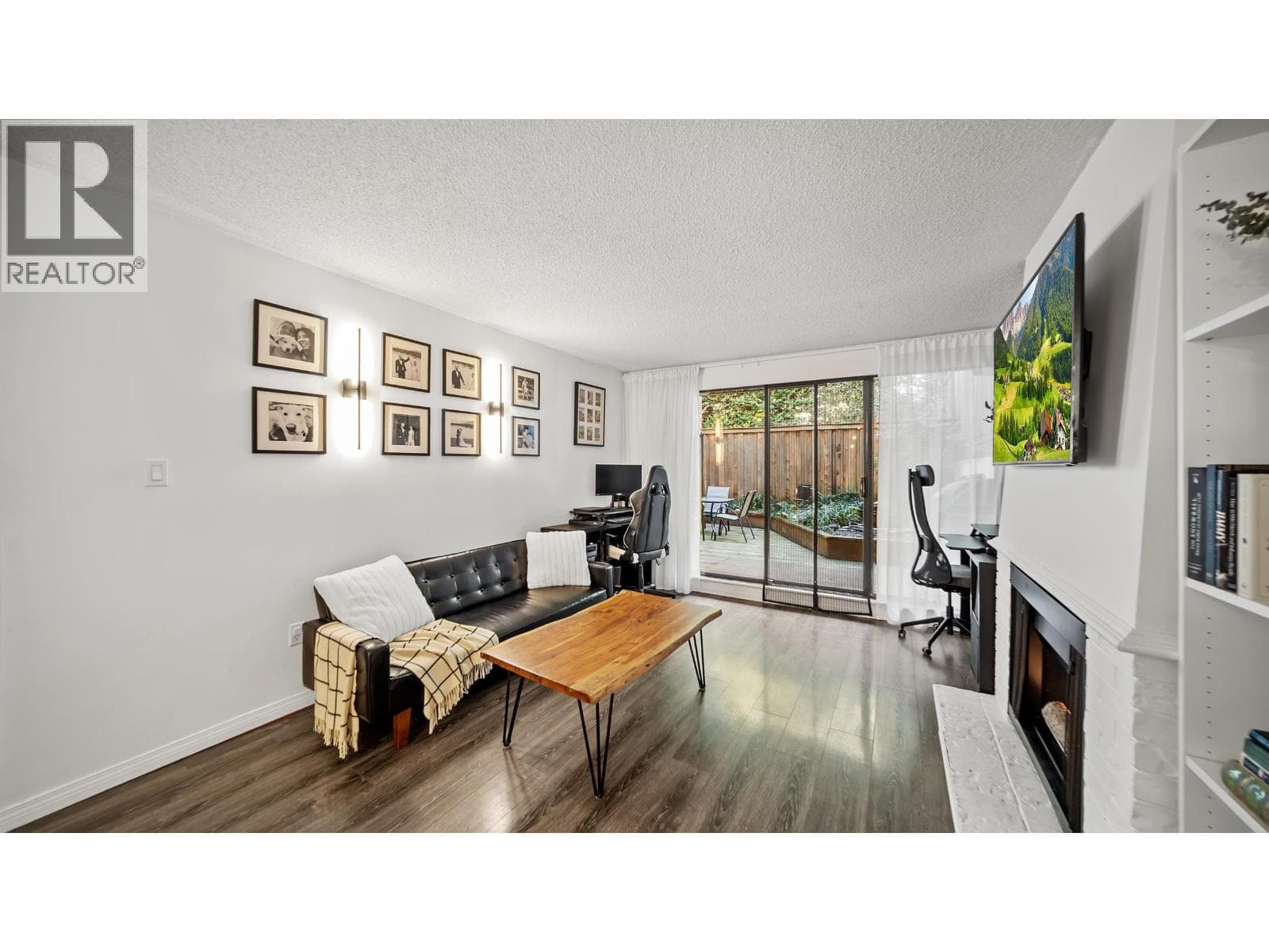 214 5340 HASTINGS STREET photo 4