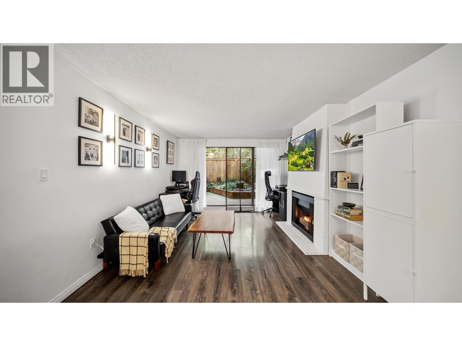 214 5340 HASTINGS STREET photo 3