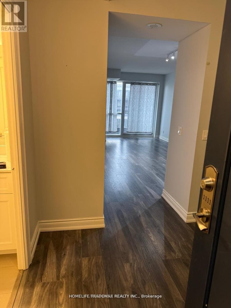 1111 - 38 CEDARLAND DRIVE photo 2