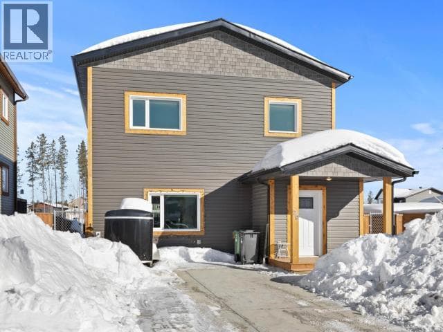3 bed 3 bath single family at 29 RELIANCE STREET — $699,000