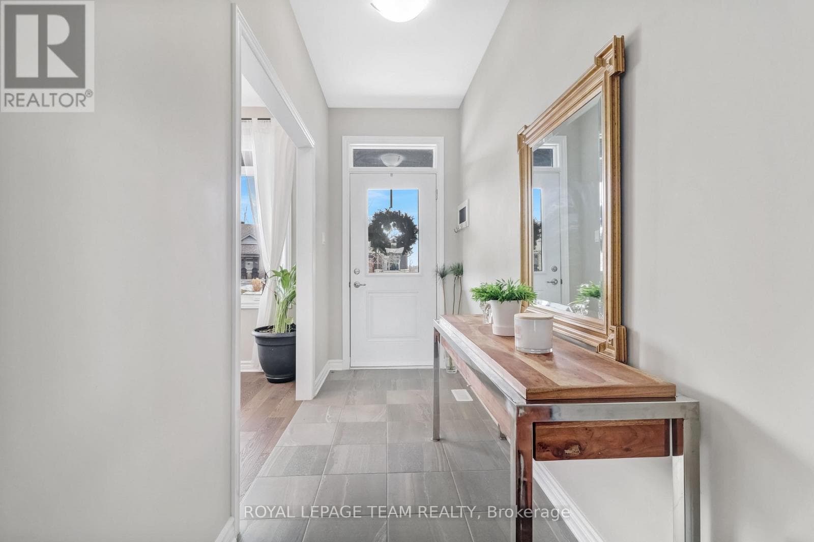 20 SEABERT DRIVE photo 5