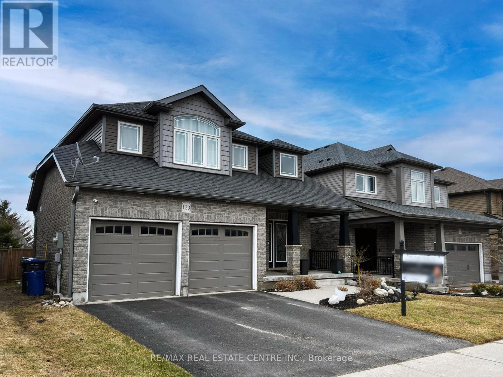 123 TAYLOR DRIVE photo 2