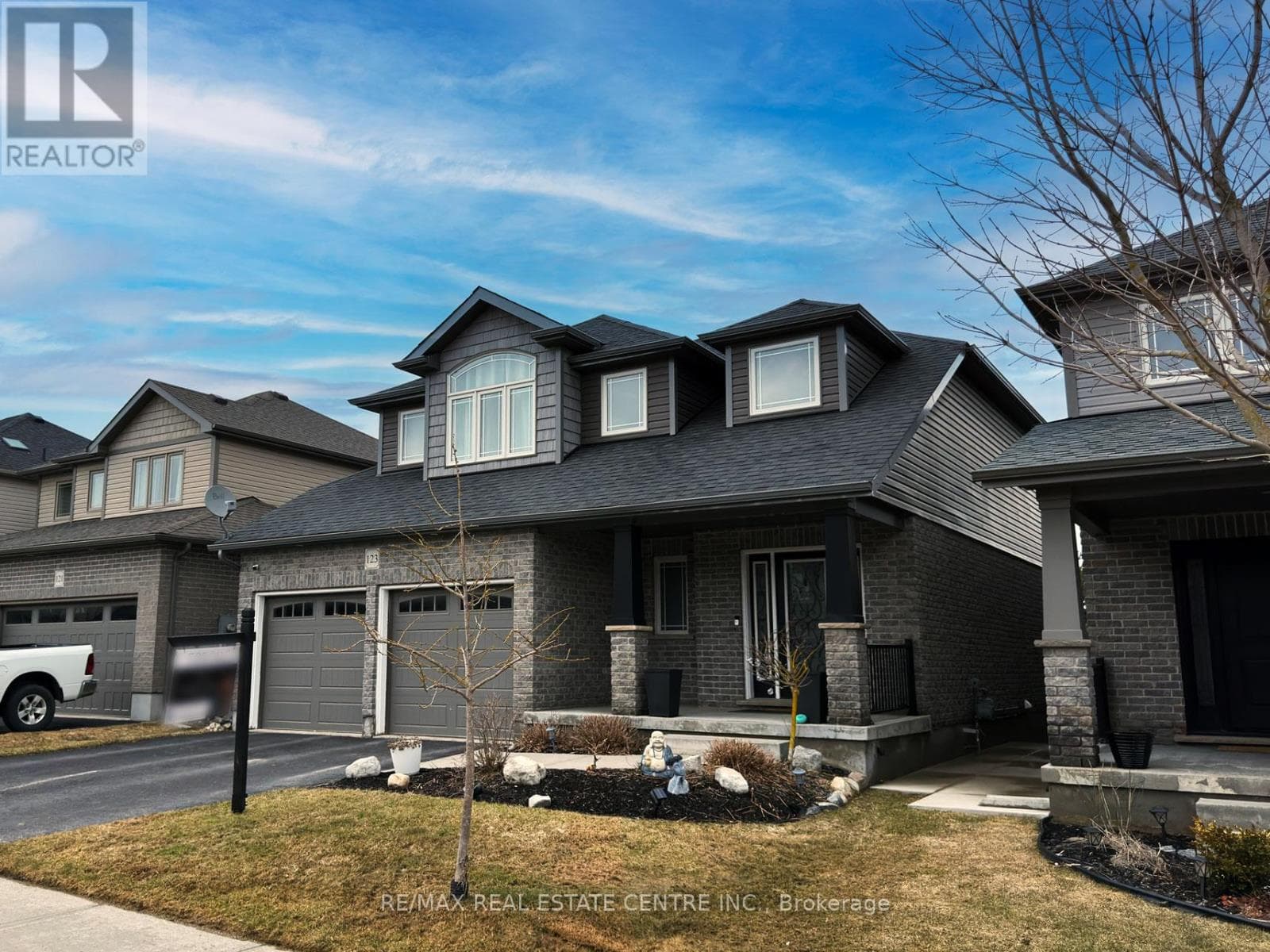 123 TAYLOR DRIVE photo 3