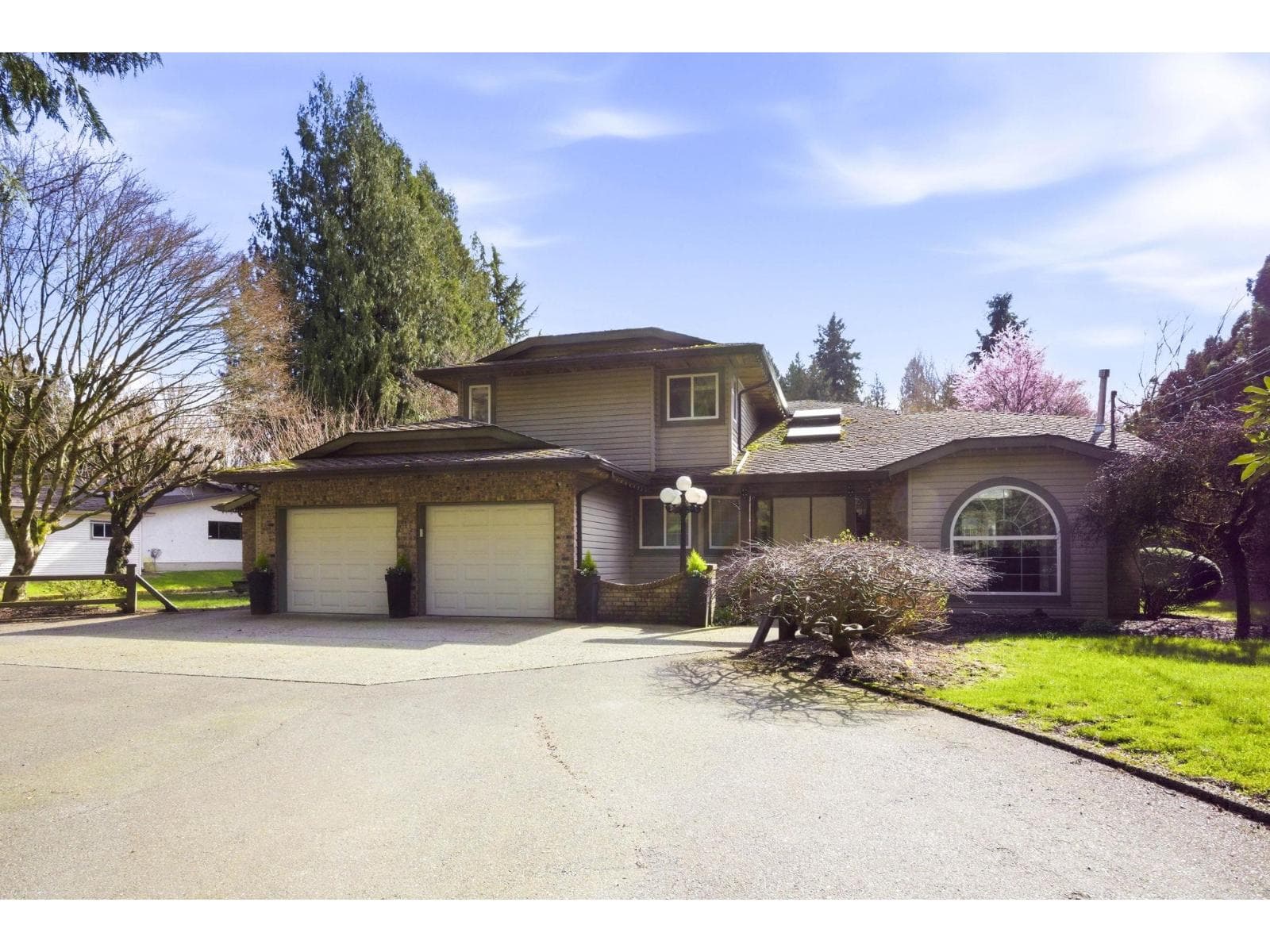 32560 DOWNES ROAD photo 2