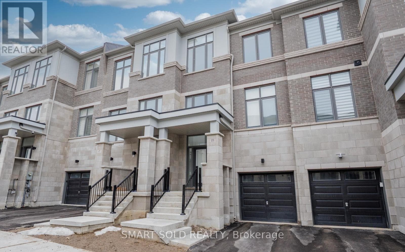23 MILLMAN LANE photo 2