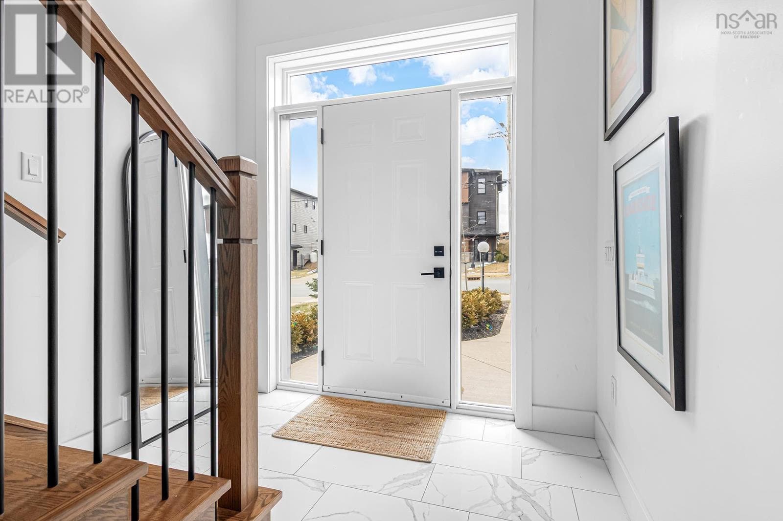23 Amalfi Way photo 2
