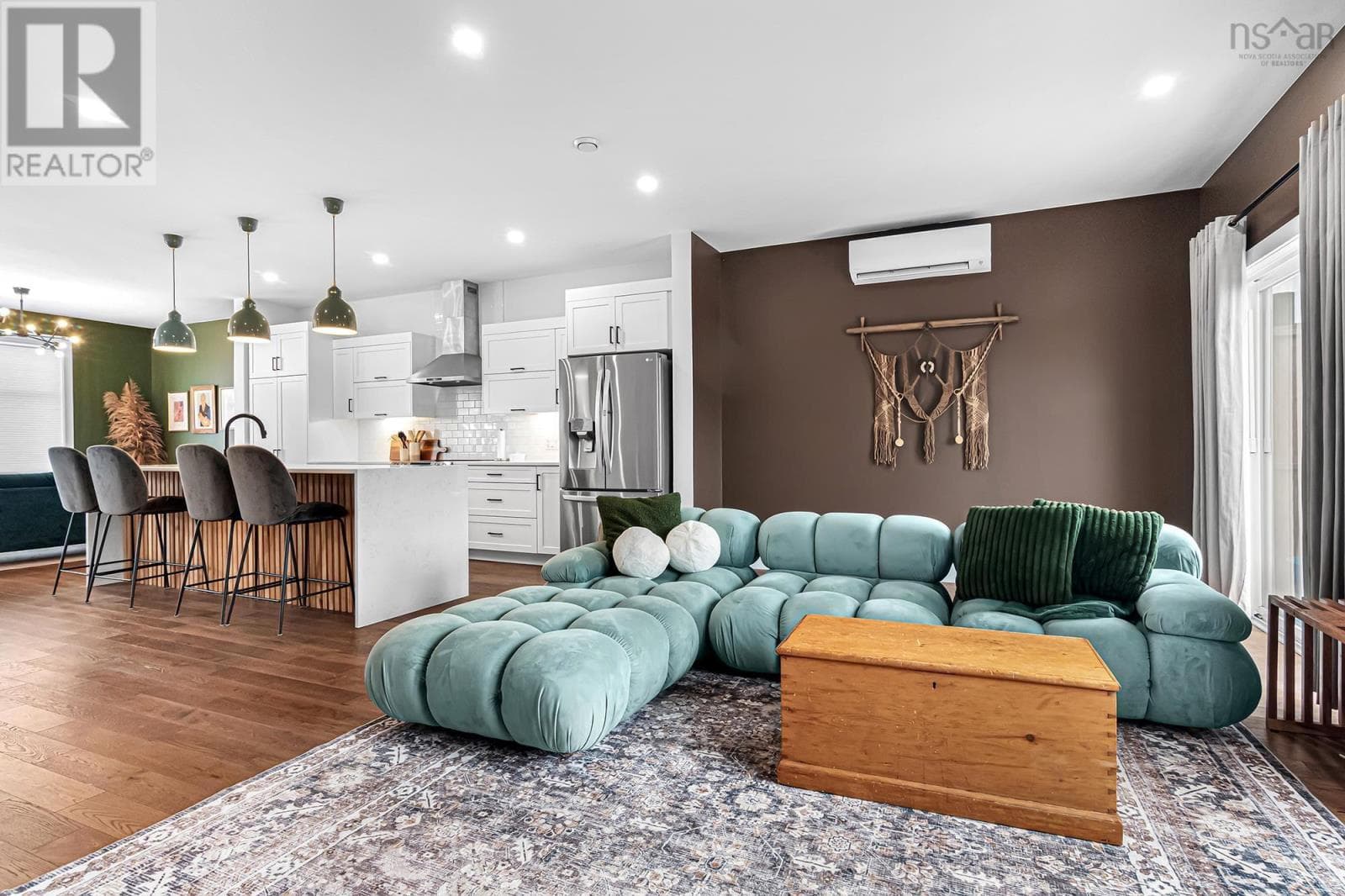 23 Amalfi Way photo 5