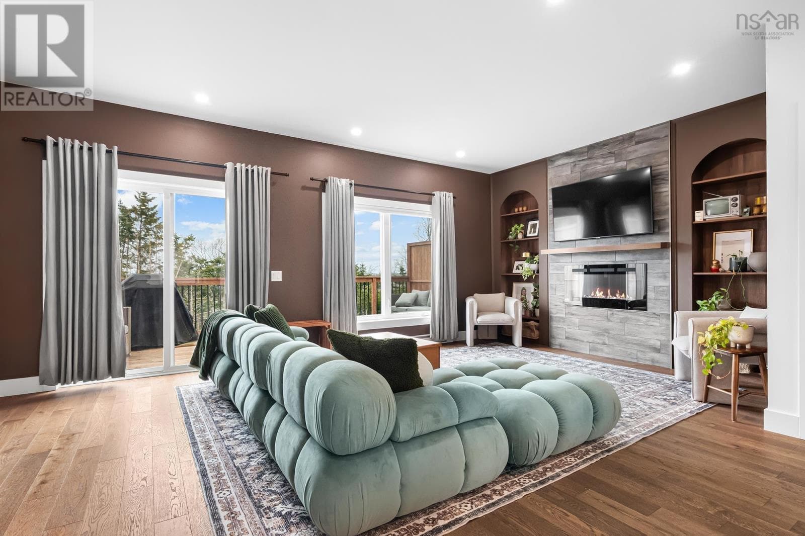 23 Amalfi Way photo 3