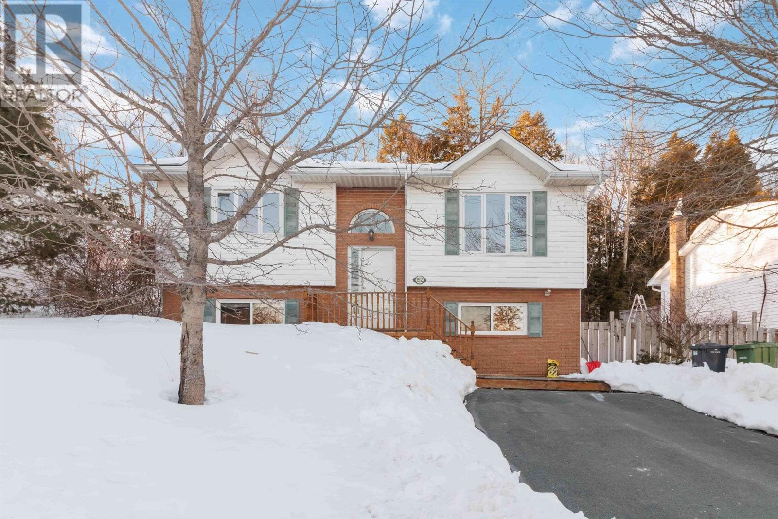 152 MILLWOOD Drive photo 2