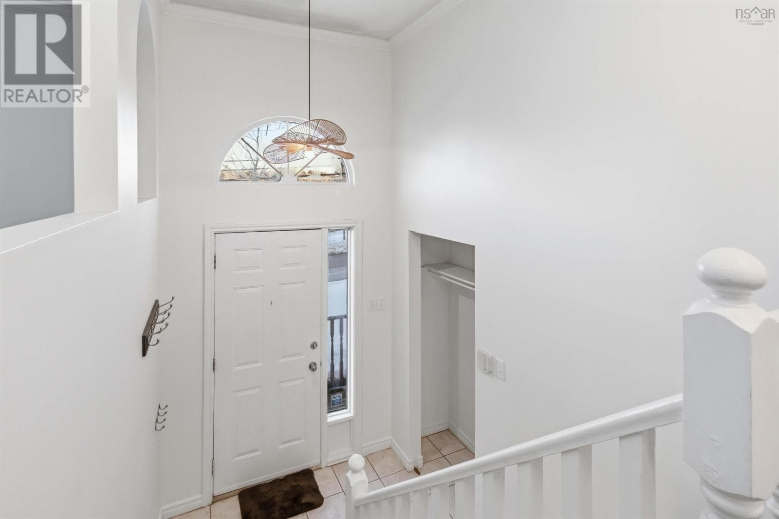 152 MILLWOOD Drive photo 3