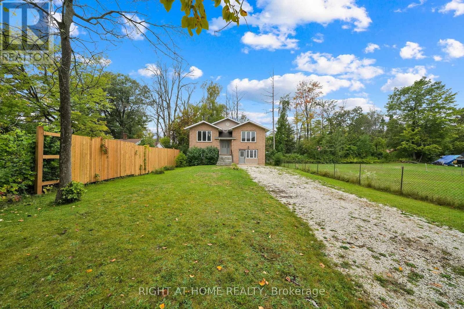 138 45TH STREET N photo 2