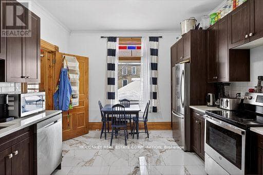 507 STEWART STREET photo 5