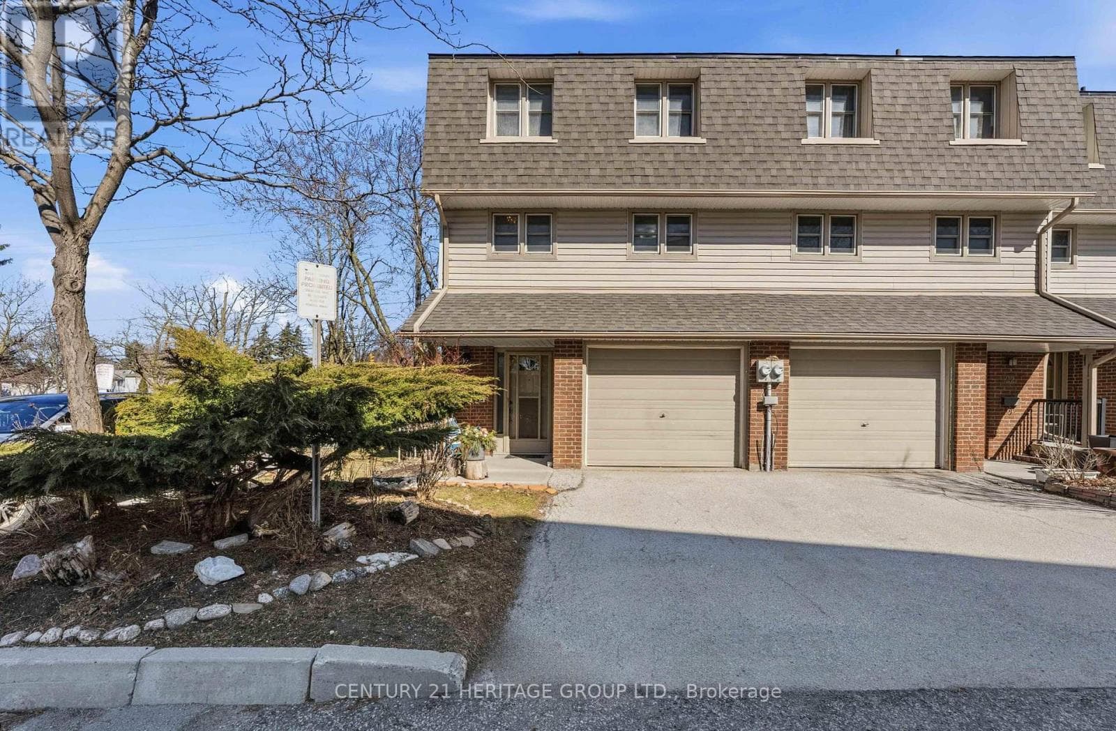 3 bed 2 bath single family at 40 - 24 PURPLE SAGEWAY — $829,999