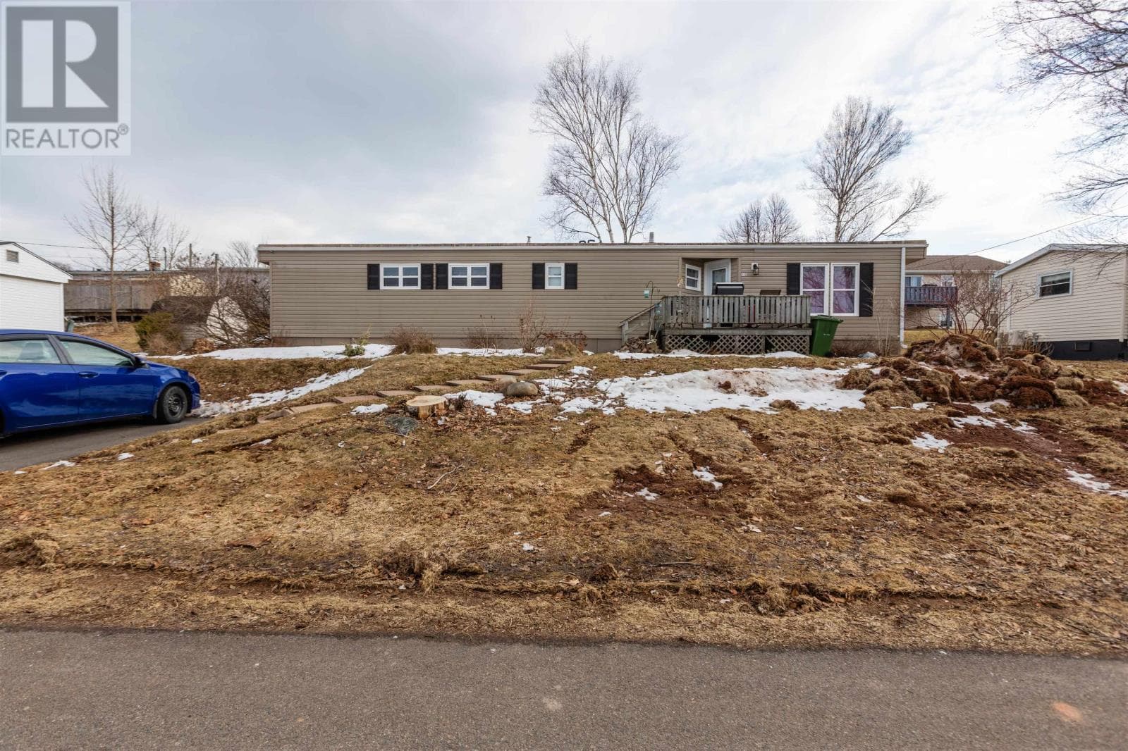 2 bed 1 bath single family at 102 Heritage Drive — $150,000