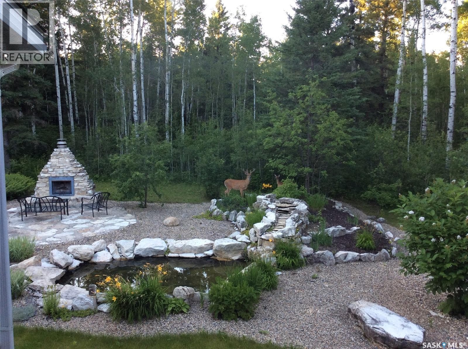 4.96 acres move in ready property — photo 4