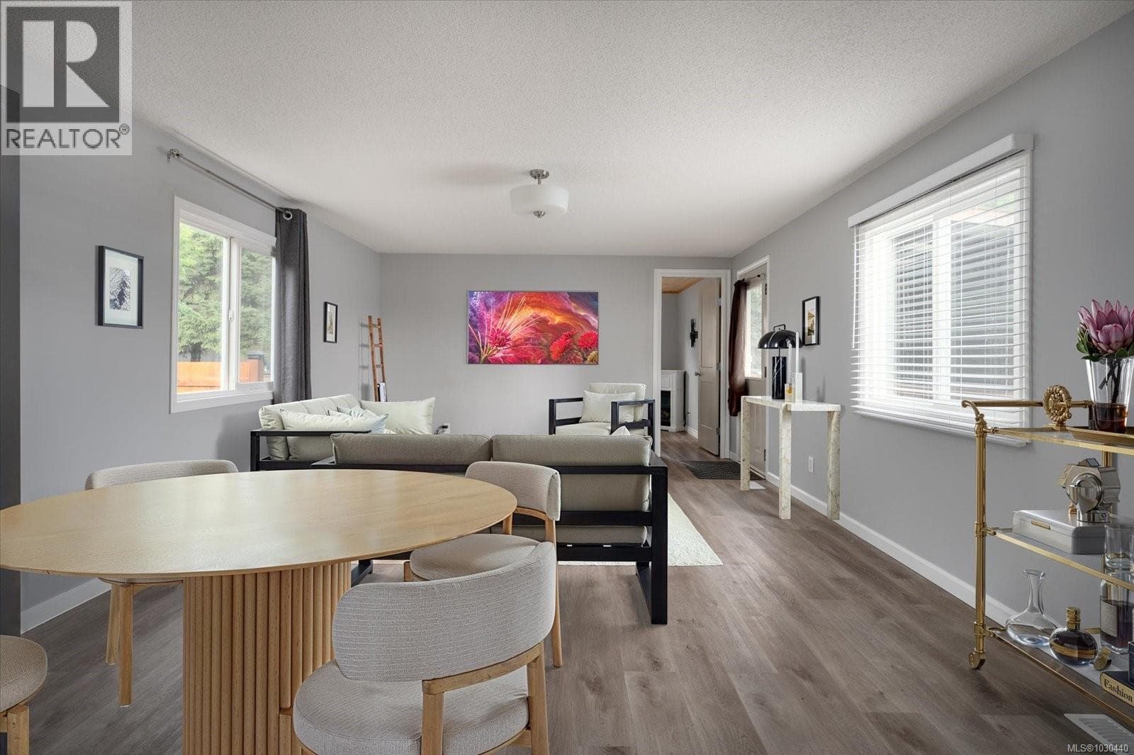 47 971 Douglas Ave photo 3