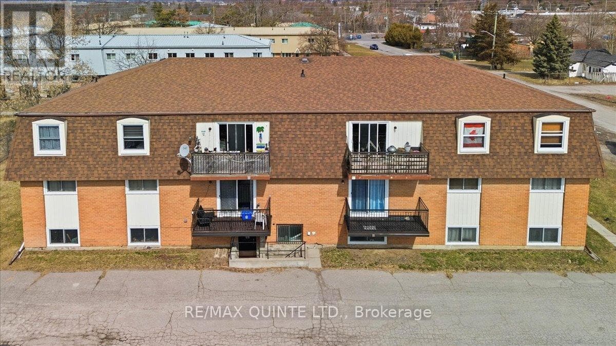 58 ELGIN STREET photo 4