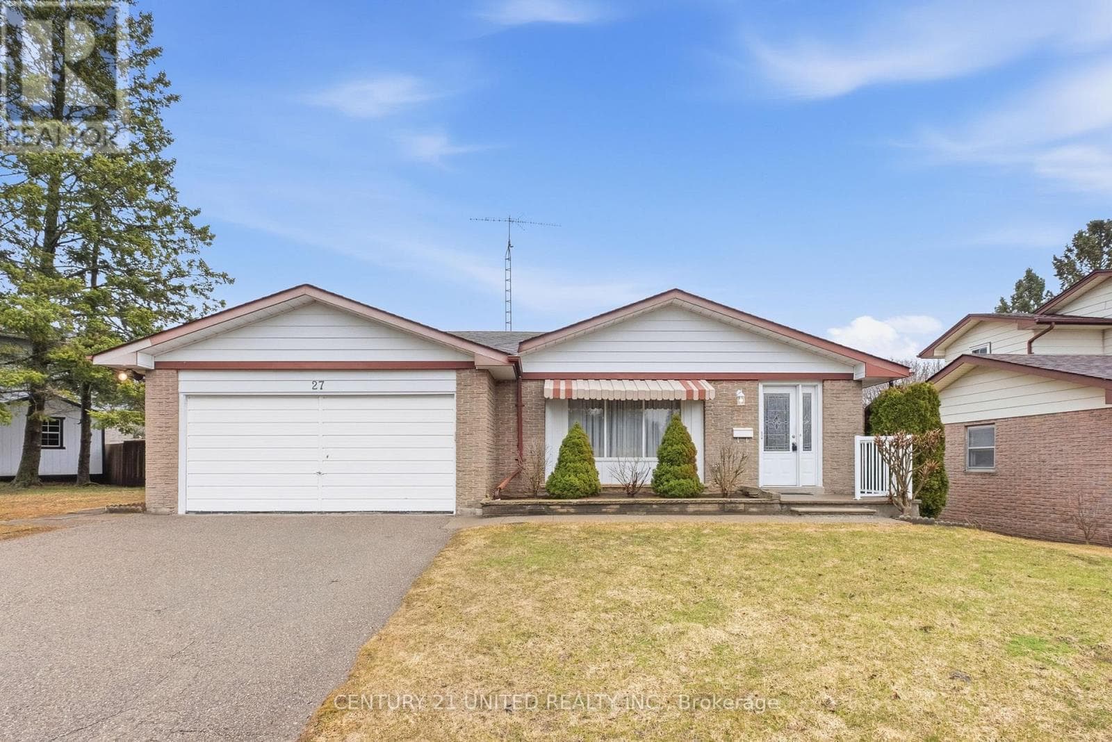 27 PAYNE CRESCENT photo 2