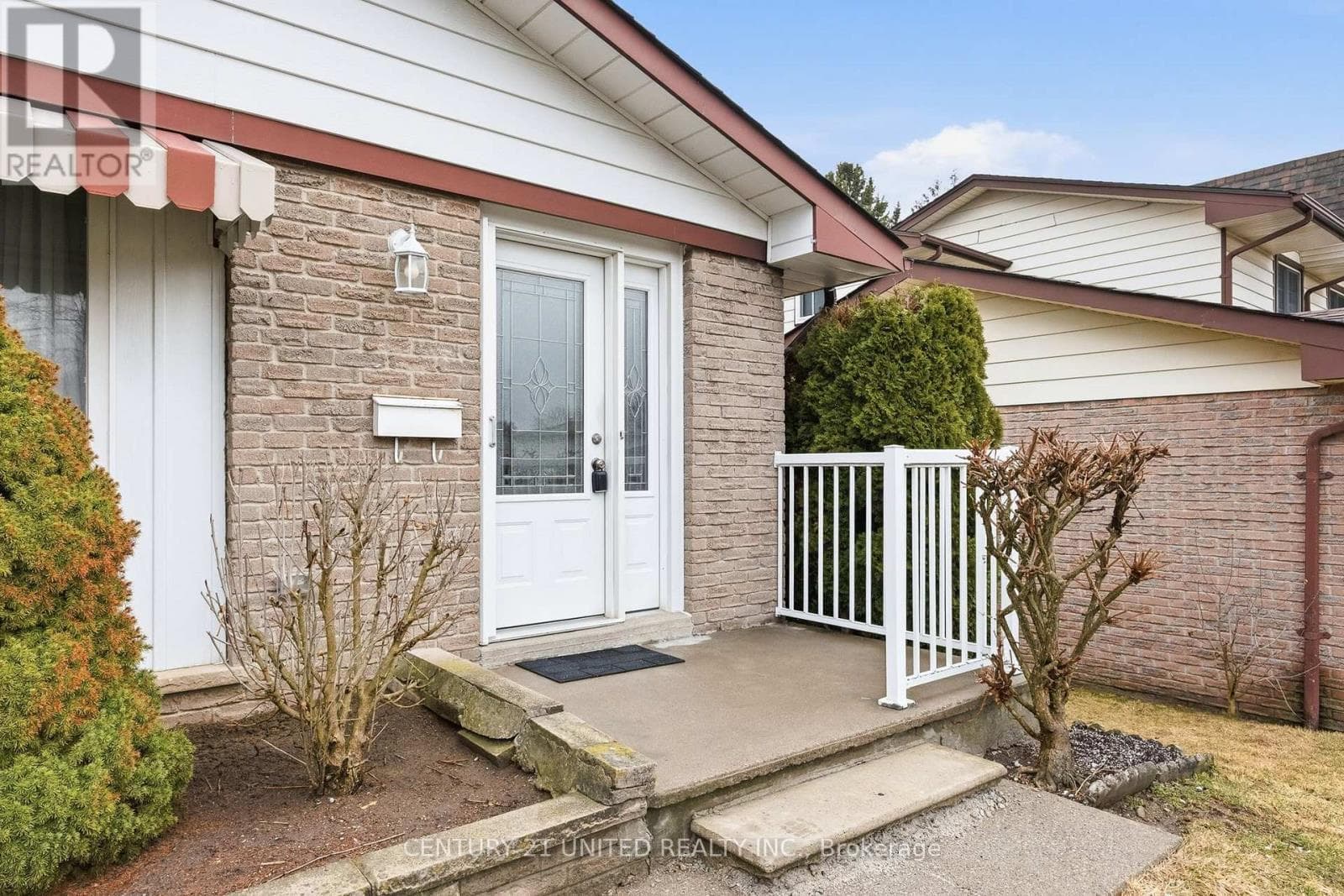 27 PAYNE CRESCENT photo 4