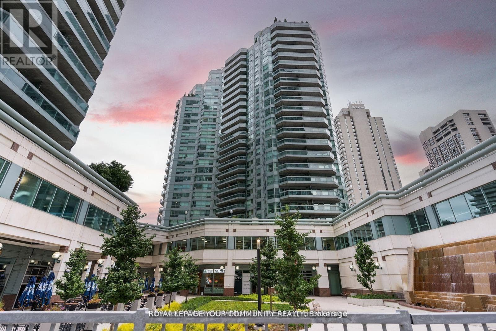 2402 - 10 QUEENS QUAY W photo 2