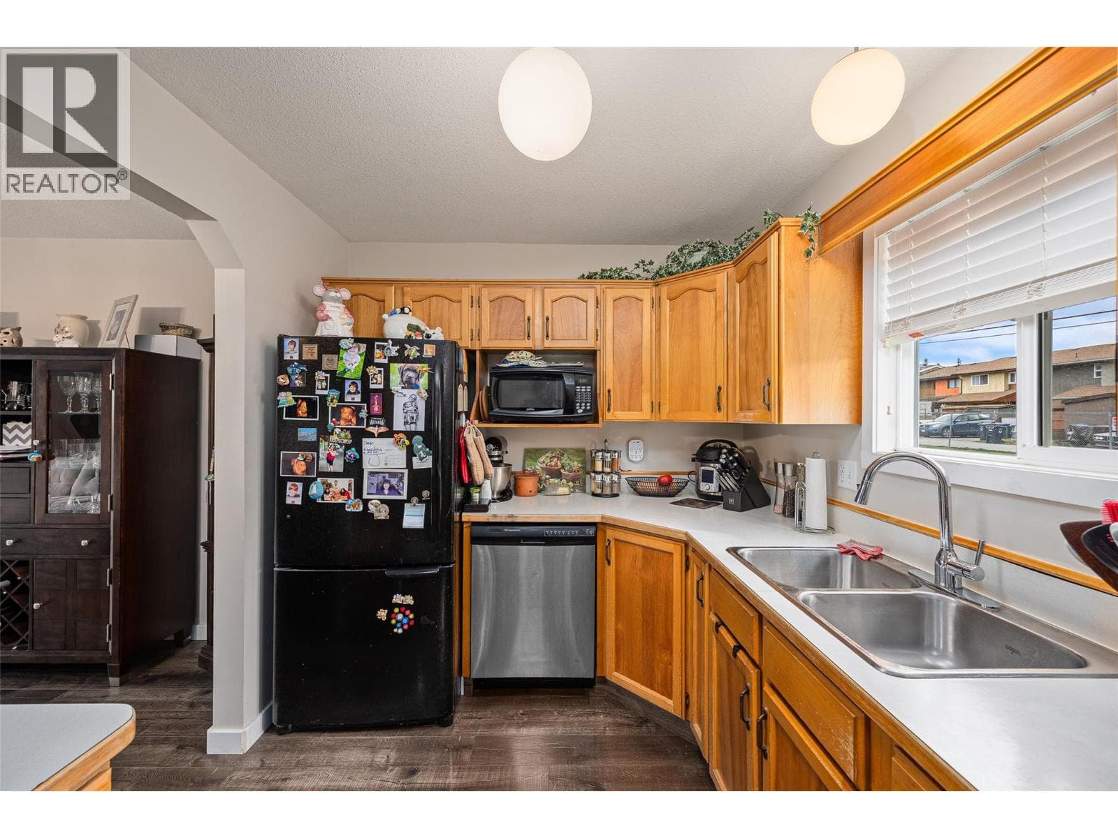 970 OAKVILLE Street Unit# 104 photo 5
