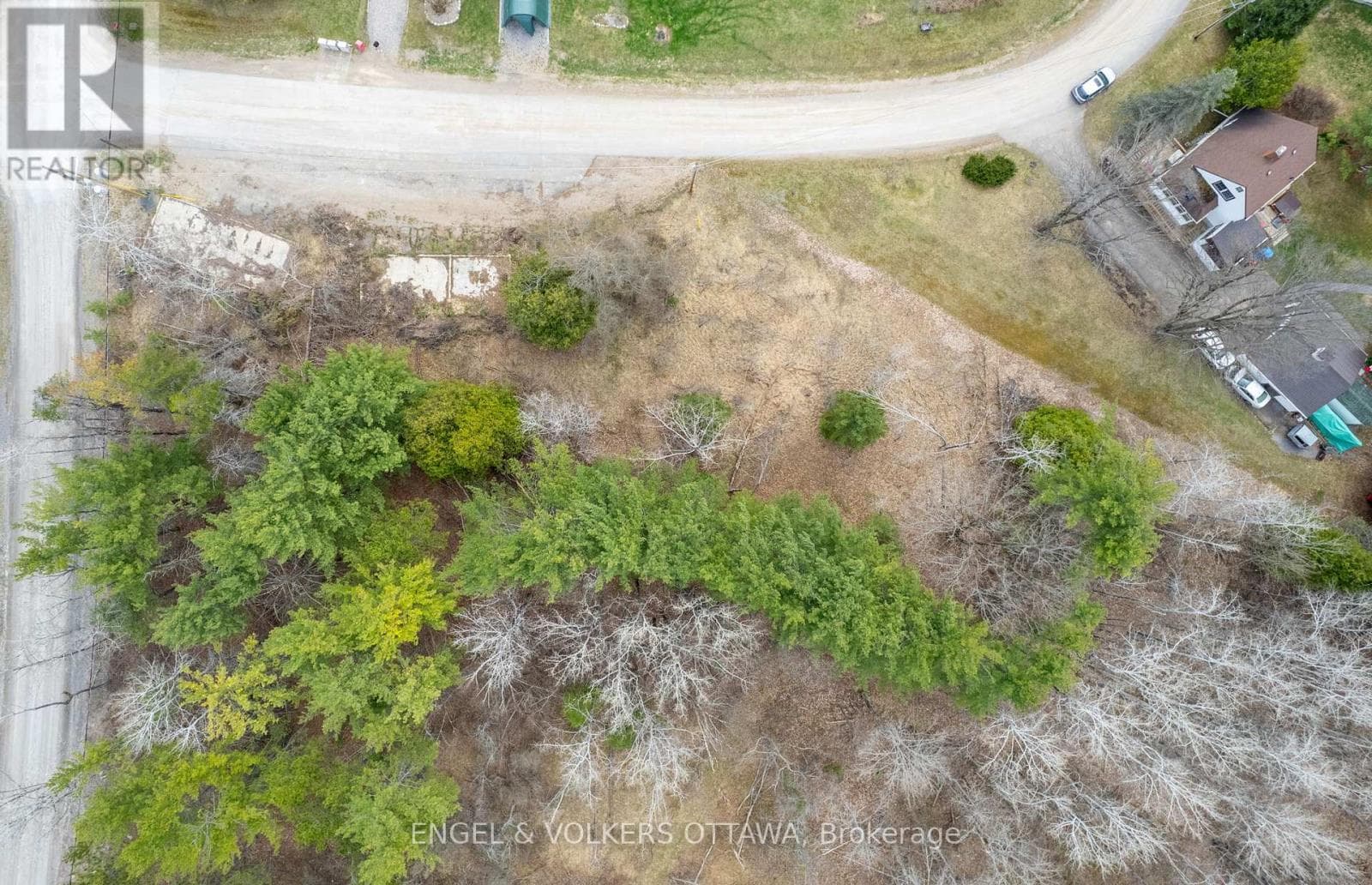 LOT 10 DEVLIN CRESCENT photo 5