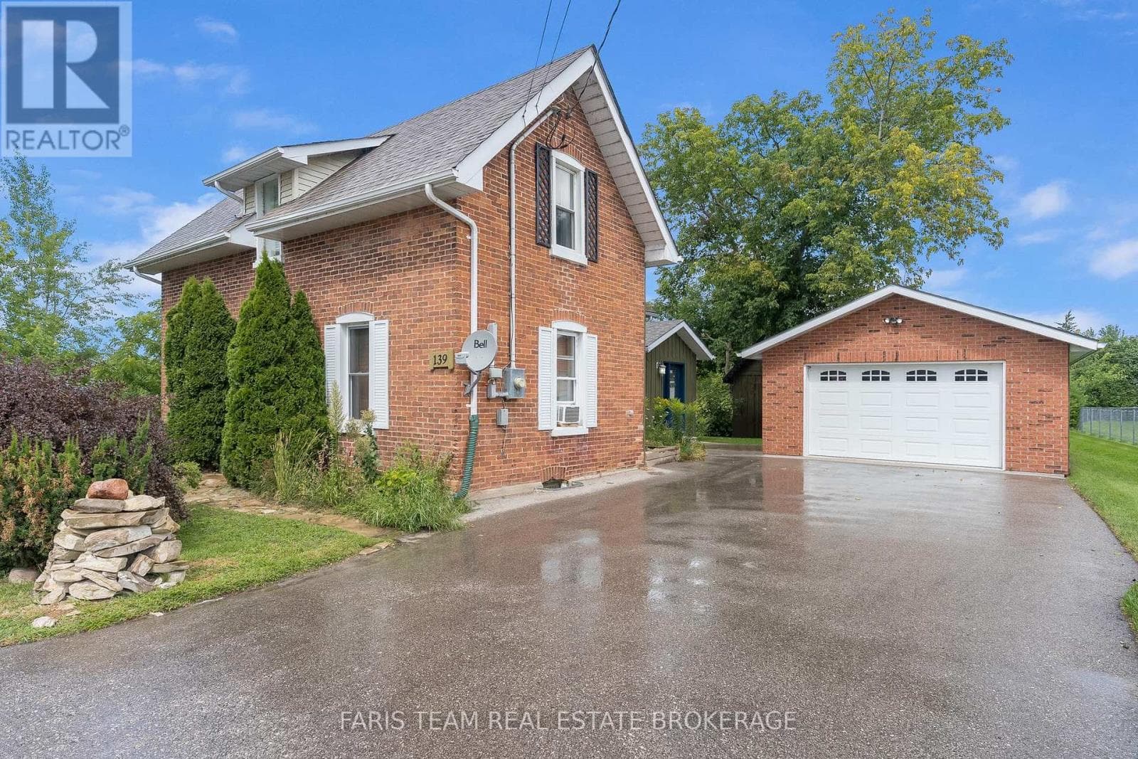 3 bed 2 bath single family at 139 VETERANS LANE — $734,900