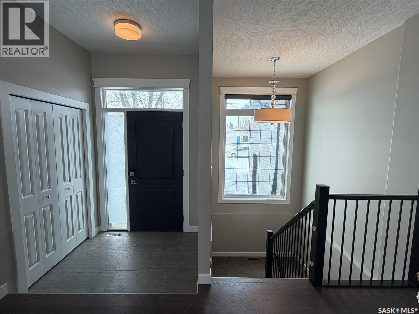 924 11th STREET photo 5