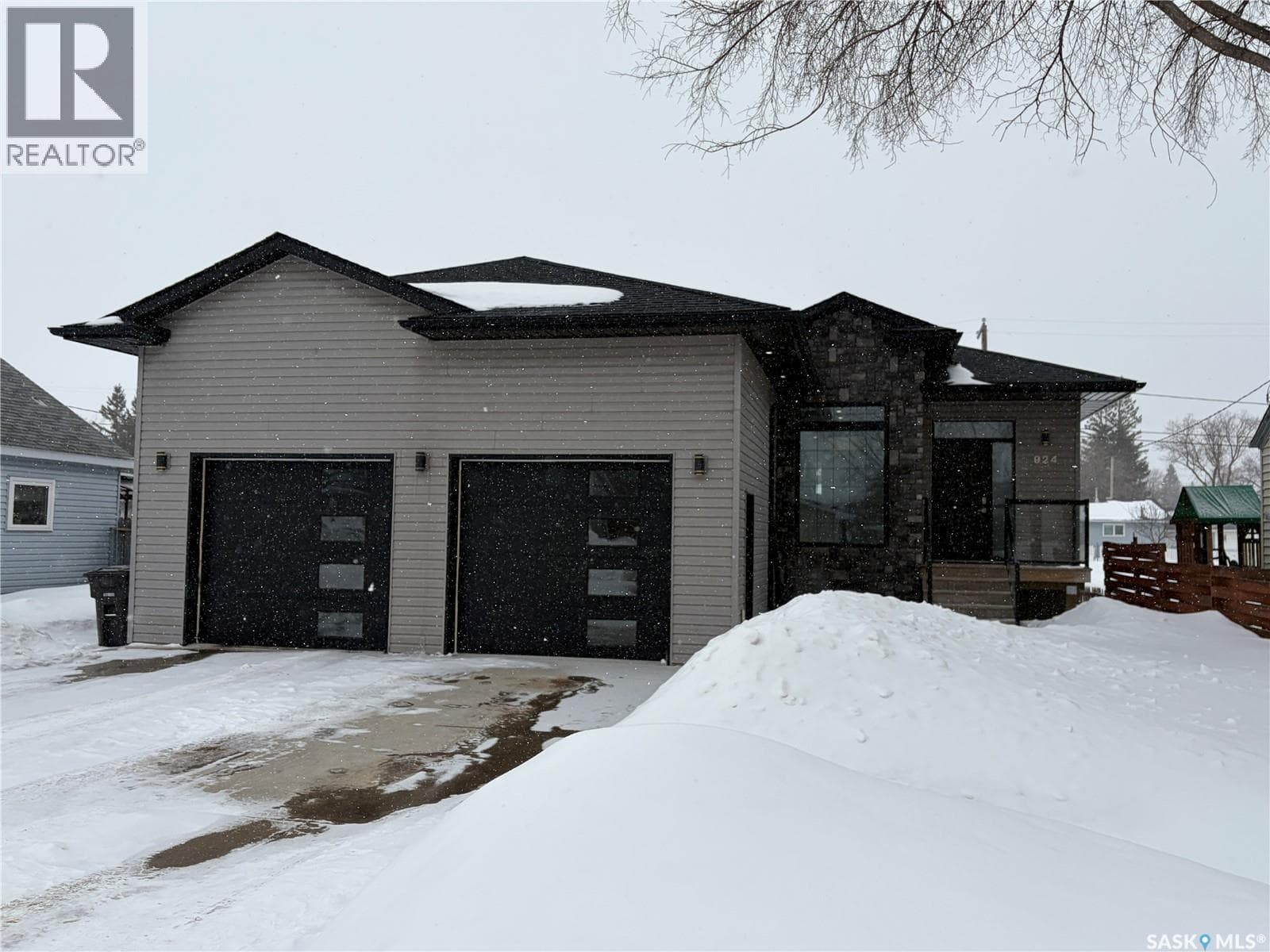5 bed 3 bath single family at 924 11th STREET — $564,900
