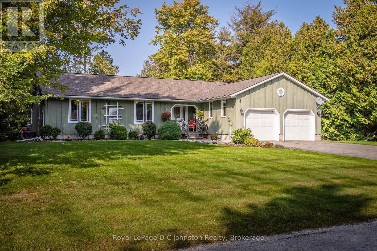 27 GREMIK CRESCENT photo 3