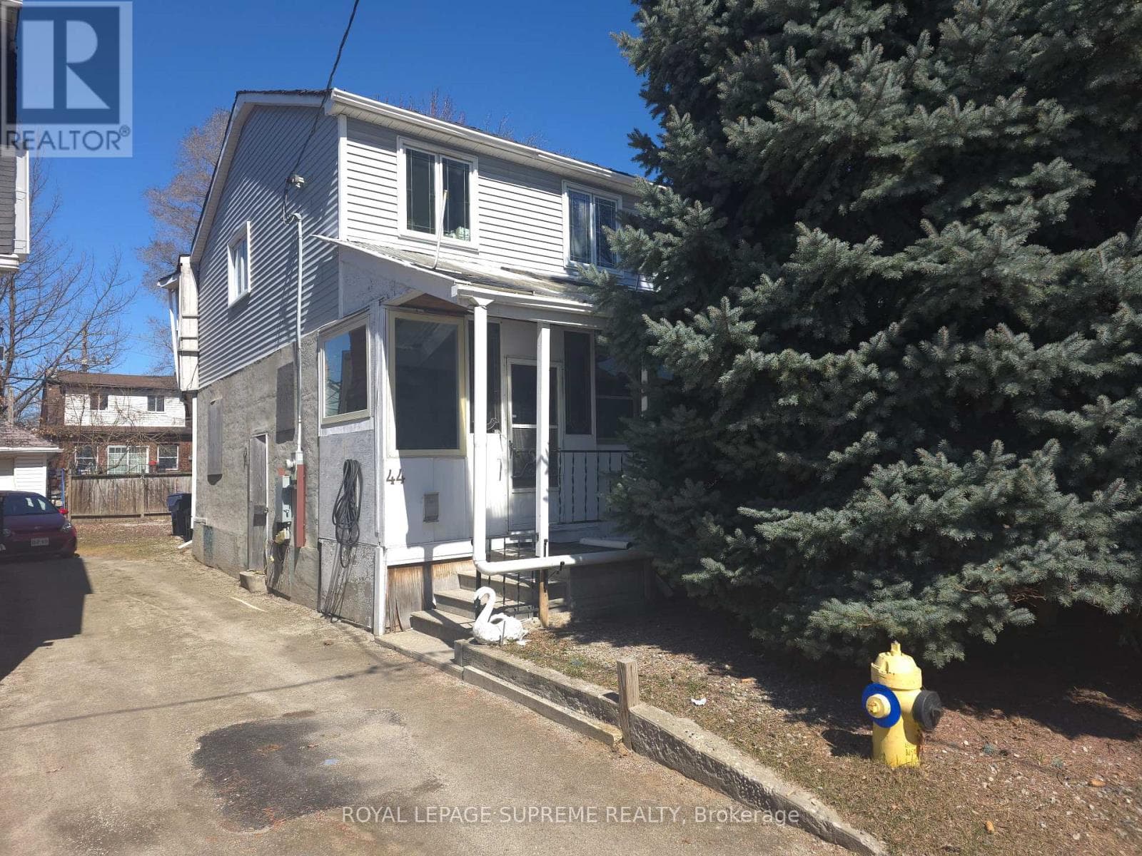 single family at 44 MAHONEY AVENUE — $449,900