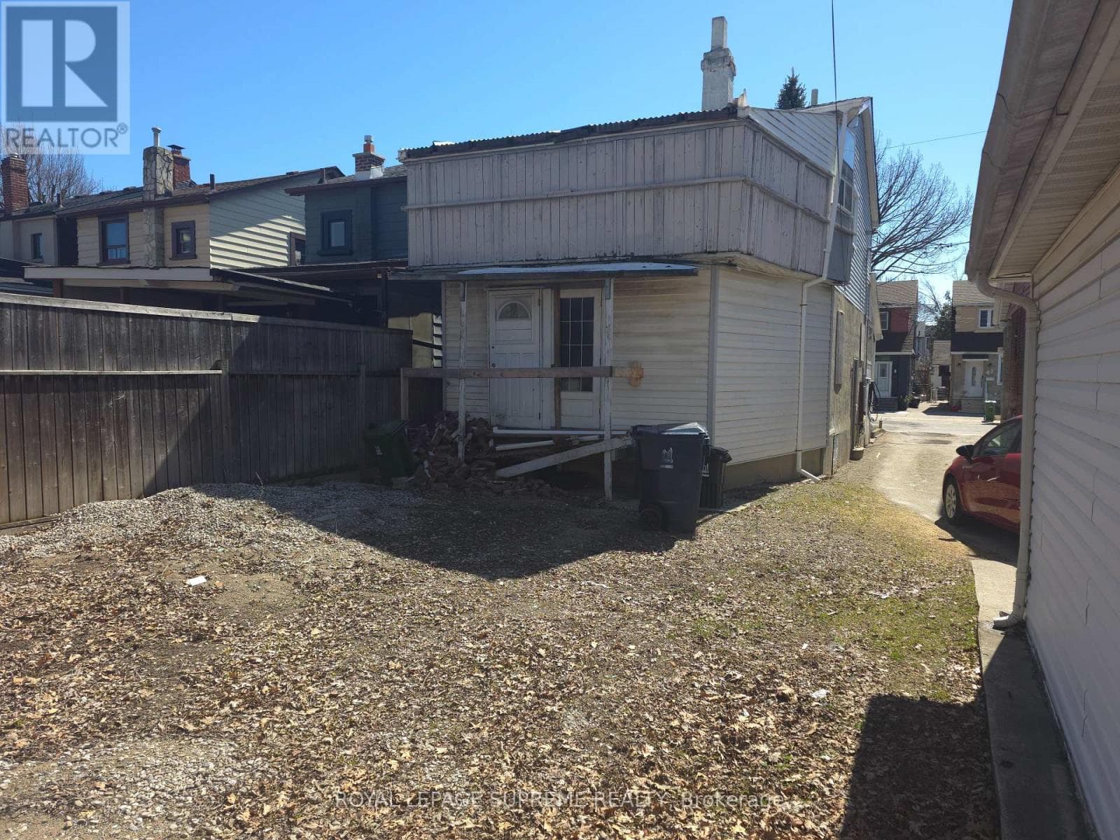 44 MAHONEY AVENUE photo 2