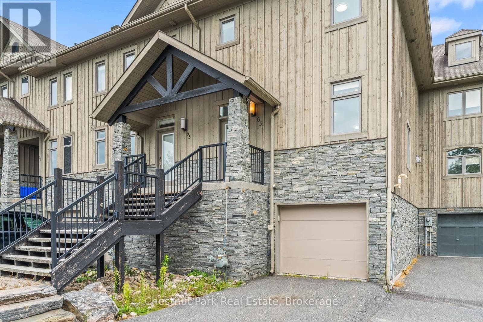 65 ROCKMOUNT CRESCENT photo 2